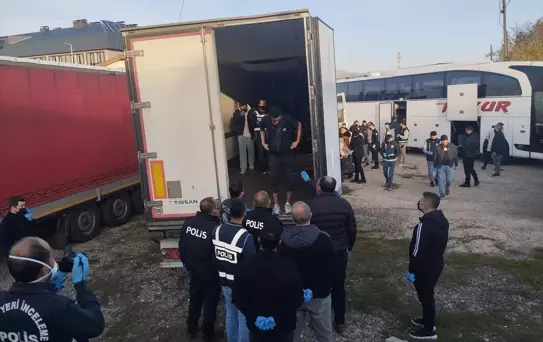 Sivas'ta 28 Düzensiz Göçmen Yakalandı