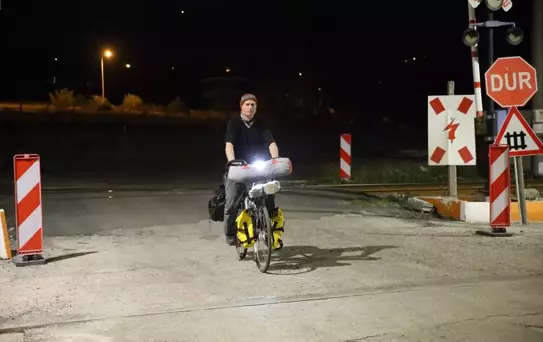 68 Yaşında Bisikletle Umre Yolculuğu