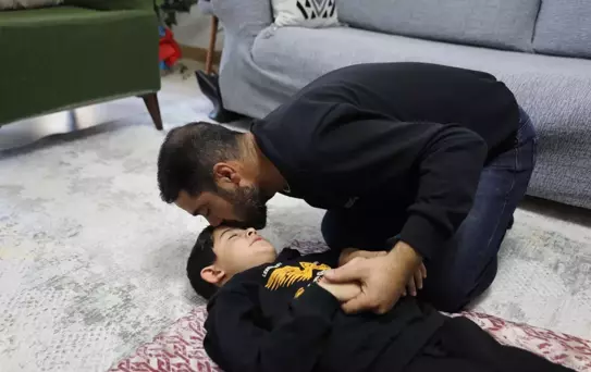 DMD ile Mücadele Eden Mehmet'e Yardım Kampanyası