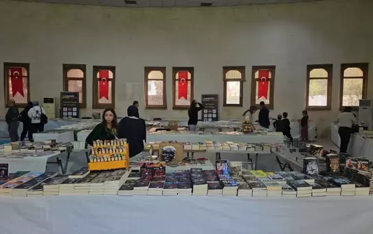Nusaybin'de Kitap Fuarı Açıldı