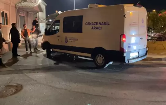 Bağcılar'da Yangın: 70 Yaşında Kişi Kurtarıldı