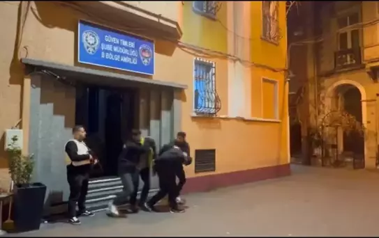 Beyoğlu'nda Skuter Hırsızlığı: İki Kişi Tutuklandı