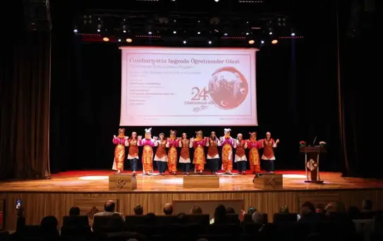 Hasan Kalyoncu Üniversitesi'nde 24 Kasım Öğretmenler Günü coşkusu