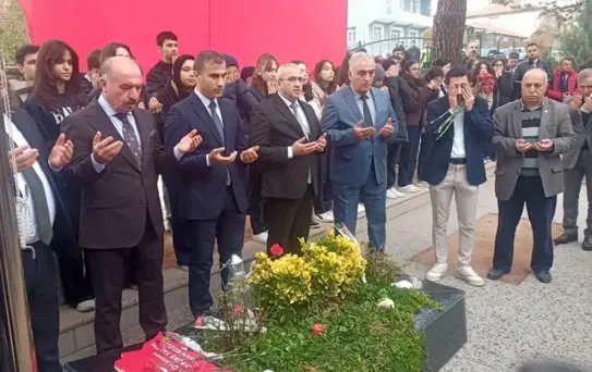 Öğretmen Şenay Aybüke Yalçın Dualarla Anıldı