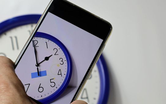 Yaz Saati Uygulaması Tartışmaları İtalya'ya Taşındı