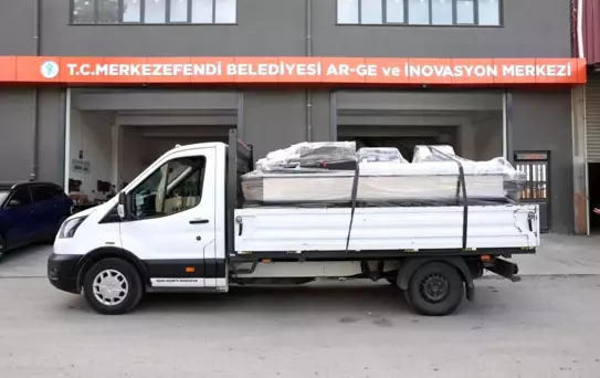 Merkezefendi Belediyesi'nden Sürdürülebilir İnovasyon: 33. Mama Makinesi Çerkezköy'e Ulaştı