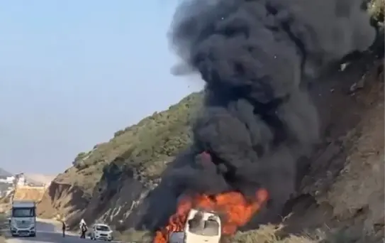 Hatay'da Servis Minibüsü Yangını