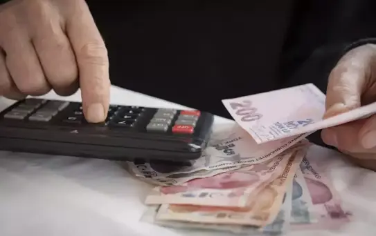 Hesaplar değişti: İşte milyonlarca memur ve emekliyi bekleyen zam