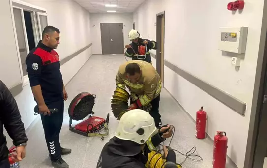 Hatay'da Devlet Hastanesinde Yangın Paniği: Hastalar Tahliye Edildi