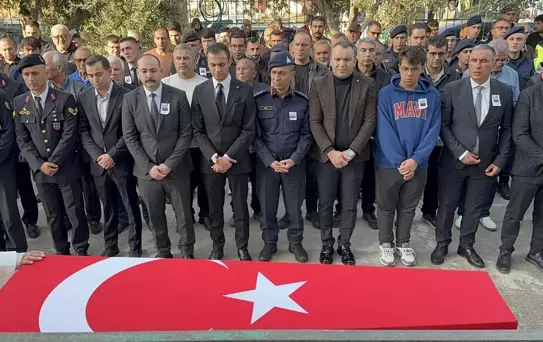 Jandarma Komutanı Osman Deniz'in Cenazesi Toprağa Verildi