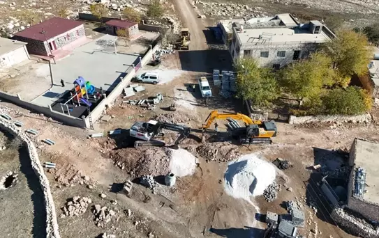 Mardin'de Atık Su Hattı Çalışmaları Devam Ediyor