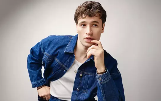 Ragıb Narin İstanbul'daki ilk konseriyle 14 Aralık'ta Zorlu PSM Turkcell Platinum Sahnesi'nde