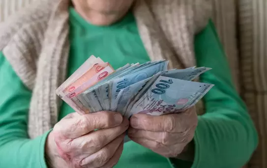 Emeklileri heyecanlandıran gelişme: Ankara kulislerinde 'seyyanen zam' hareketliliği var