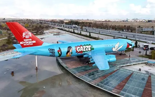 Konya Büyükşehir, şehre gelenleri 'Gazze' mesajıyla karşılıyor