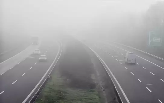 Düzce'de Otoyolda Sis Etkili