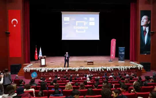 Niğde'de 'Yeşil Yakalılarla Söyleşiler' programı düzenlendi