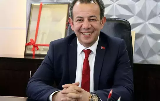 Tanju Özcan'dan çok konuşulacak sözler: Ben kaşar bir siyasetçiyim, hem de çift kaşar