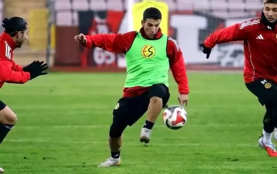 Eskişehirspor Karşıyaka Maçı İçin Antrenman Yapıyor