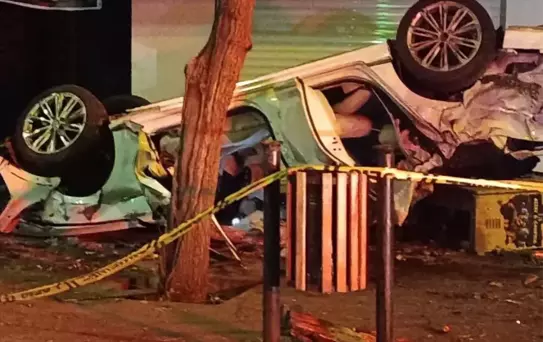 Diyarbakır'da Feci Kaza: 1 Ölü, 1 Yaralı