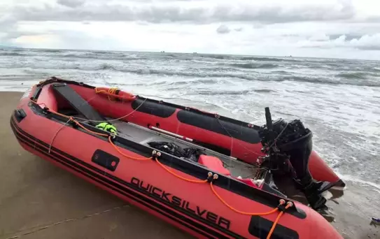 Bartın'da Şişme Bot Alabora Oldu