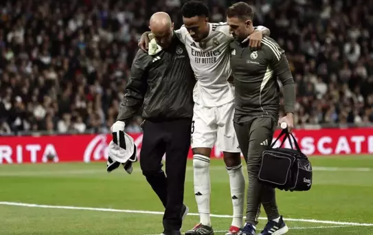 Real Madrid'de deprem! Yıldız futbolcu sezonu kapattı gibi 