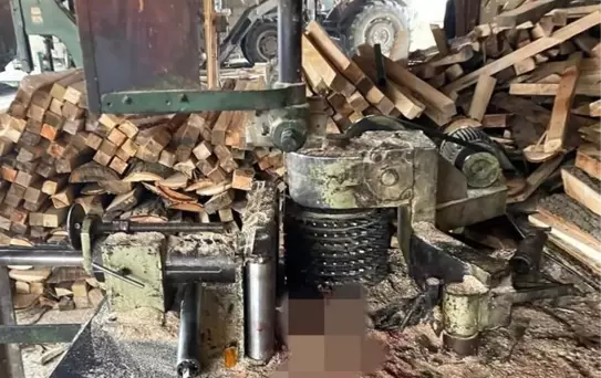 Boyabat'ta İş Kazası: İşçi Hızar Makinesine Kolunu Kaptırdı