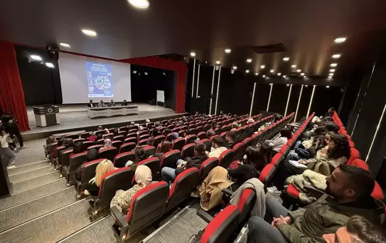 Yapay Zeka ve İletişim Paneli Erzurum'da Düzenlendi