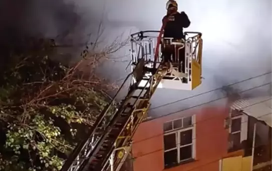 Samsun'da iki katlı evde yangın: 1 ölü