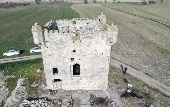 Cezayirli Gazi Hasan Paşa Köşkü Kazıları Devam Ediyor