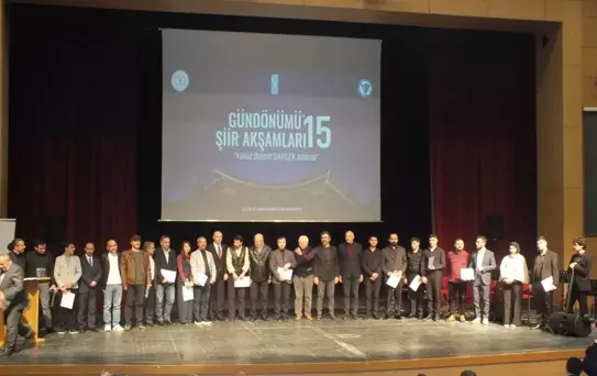 Şiir Akşamları'nda Bakiler Anıldı