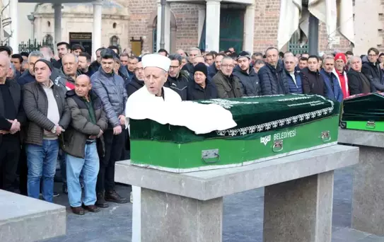 Balıkesir'de cenaze karışıklığı: 150 km uzağa gitti