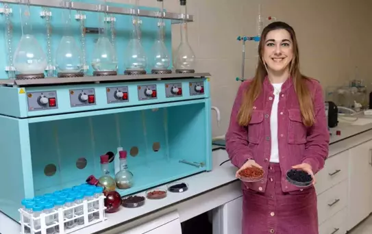 Kırmızı-Mor Meyvelerle Bağışıklık Destekleyici Takviye