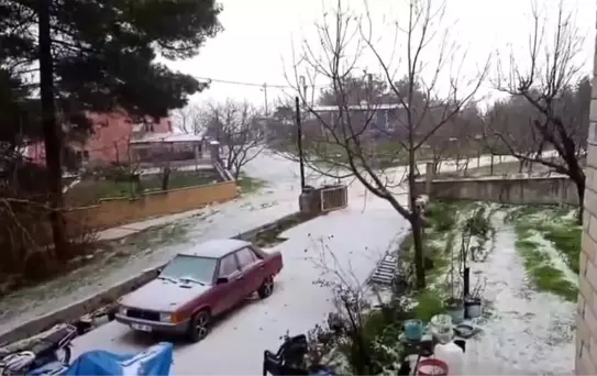 Hatay'da Dolu Yağışı Etkili Oldu