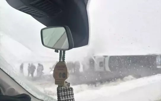 Siirt'te Kamyon Devrildi, Sürücü Yaralandı