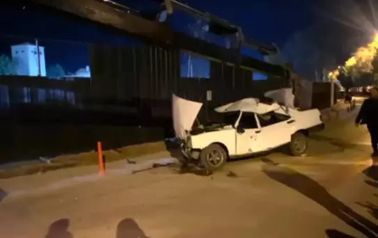 Çankırı'da Tofaş-Fiat İnşaata Uçtu