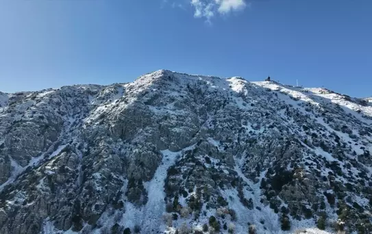 Babadağ Zirvesi Karla Kaplandı