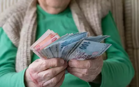 En düşük emekli maaşı için refah payı çıkışı! Rakam konuşulanı aşıyor