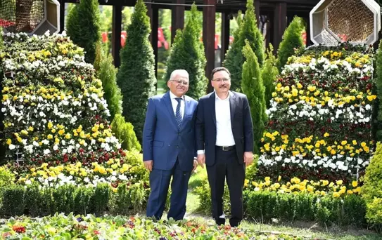 Valiler kararnamesi sonrası anlamlı paylaşım