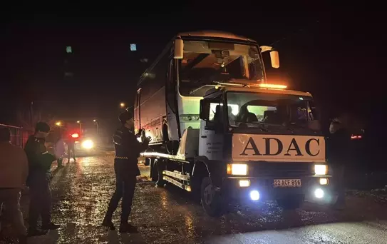 Edirne'de Şiddetli Sağanak Su Baskınlarına Neden Oldu
