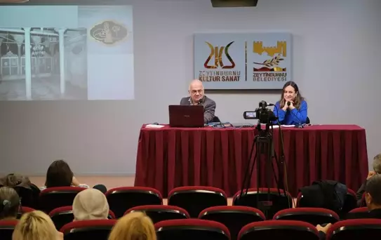 Nuruosmaniye Camisi'nde Restorasyon Söyleşisi