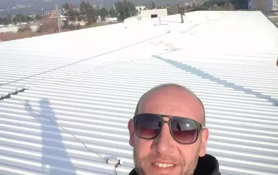 Çatıda Düşen İşçi Hayatını Kaybetti