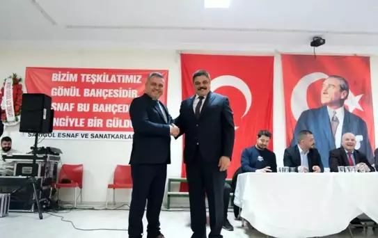 Sarıgöl Esnaf ve Sanatkarlar Odası Olağan Genel Kurulu'nda Emrah Eroğlu 4. kez güven tazeledi