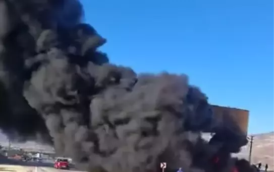 Silifke'de Oto Lastik Atölyesinde Yangın