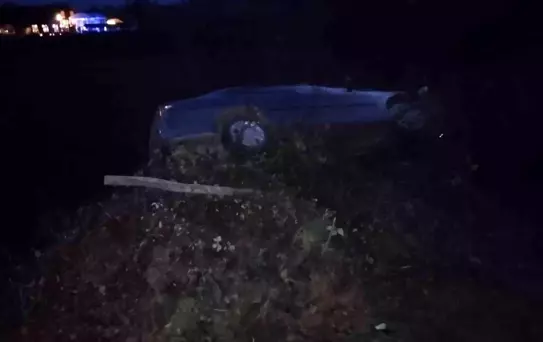 Samsun'da Otomobil Şarampole Yuvarlandı: 3 Yaralı