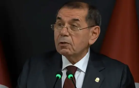 Herkesin aklında aynı soru var! Dursun Özbek canlı yayını apar topar terk etti