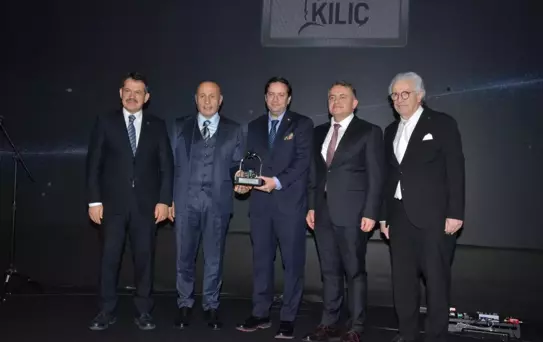 Kılıç Deniz İhracatta İkinci, Liderliği Sürdürüyor