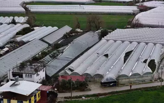 Seydikemer'de hortum, fırtına ve dolu seraları vurdu
