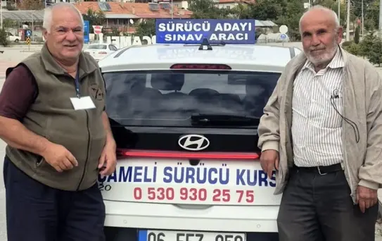 70 Yaşında İki Ehliyet Sahibi Oldu