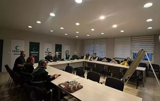 Adana'da Yeşilay Haftası Toplantısı