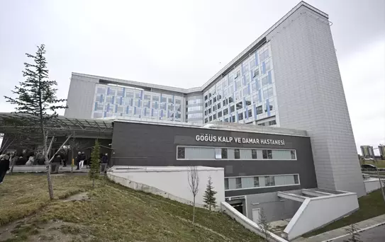 Apar topar hastaneye kaldırılan Hakan Taşıyan'dan haber var